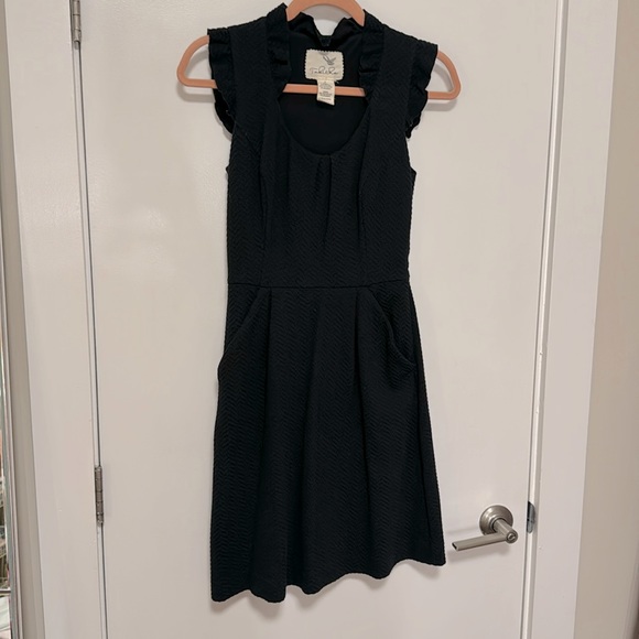 Tabitha Anthropologie black dress ruffle sleeve size 0 pockets - Picture 2 of 5